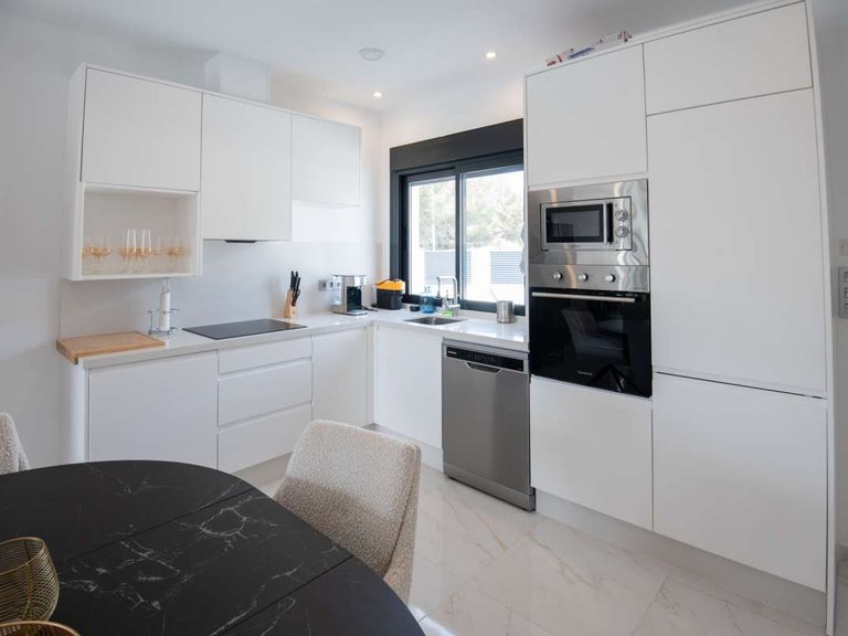 Villa for Sale in Pinar De Campoverde, Alicante 13