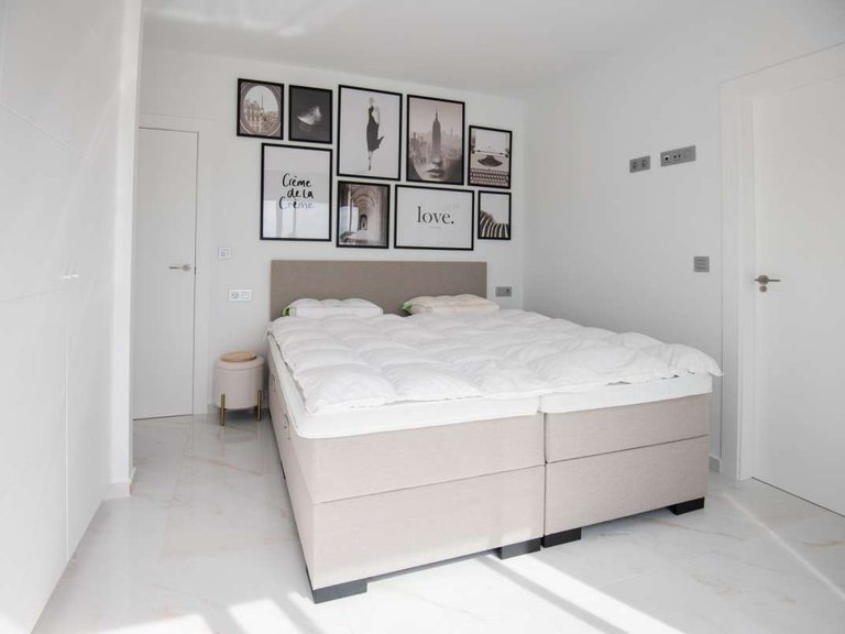 Villa for Sale in Pinar De Campoverde, Alicante 26