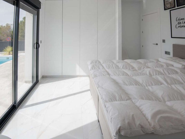Villa for Sale in Pinar De Campoverde, Alicante 27