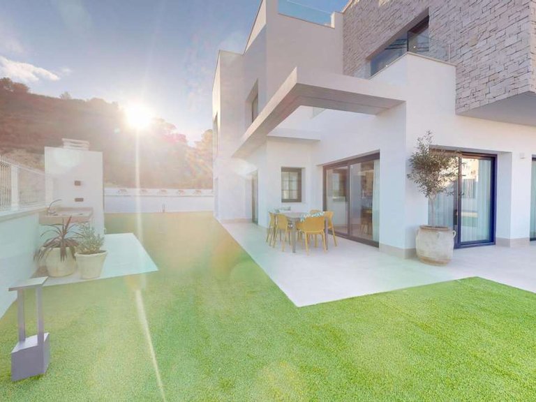 Town House for Sale in Finestrat, Alicante 1