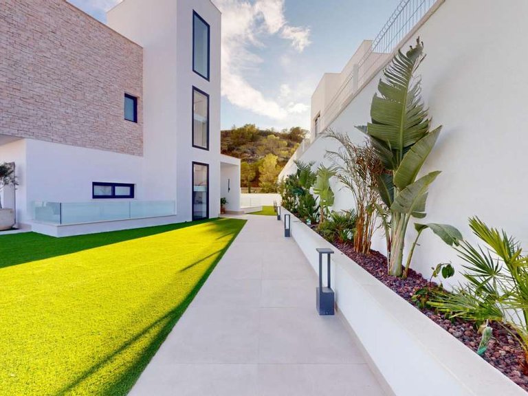 Town House for Sale in Finestrat, Alicante 5