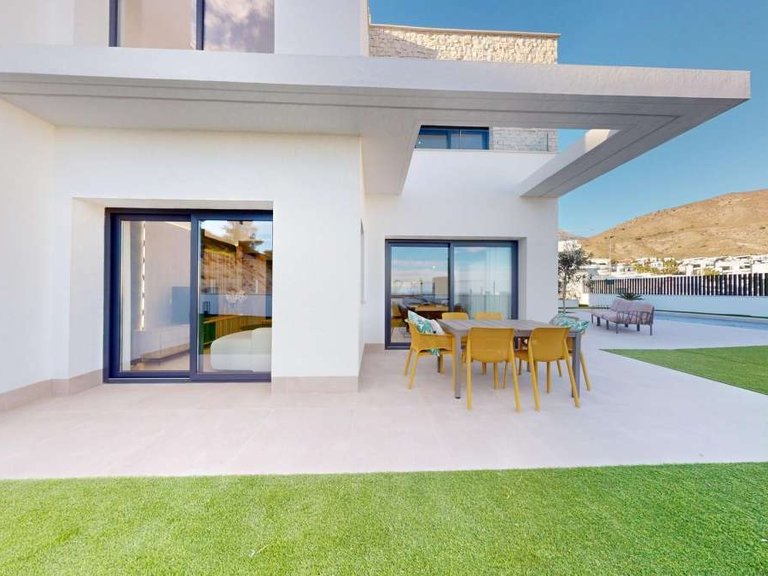Town House for Sale in Finestrat, Alicante 2