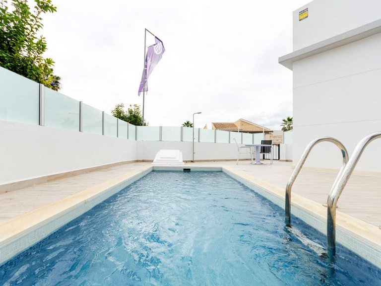 Villa for Sale in Torrevieja, Alicante 3