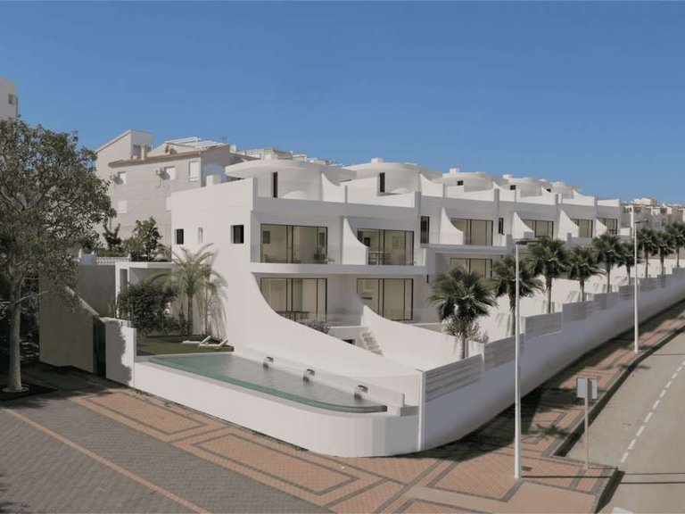 Villa zum Verkauf in Torrevieja, Alicante 2