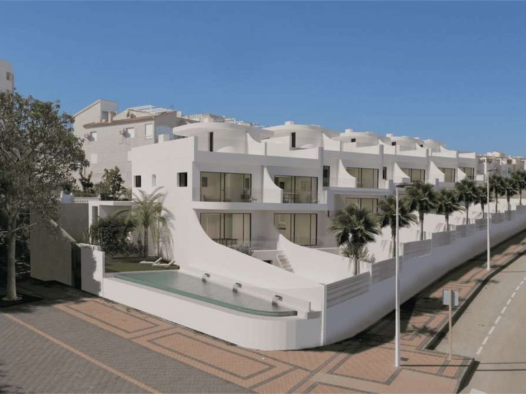 Villa for Sale in Torrevieja, Alicante 2