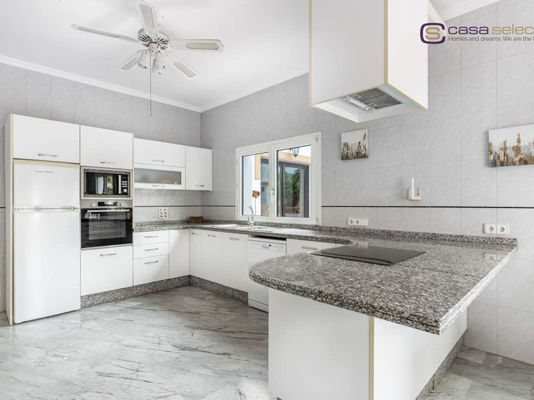 Villa for Sale in Frigiliana, Malaga 13