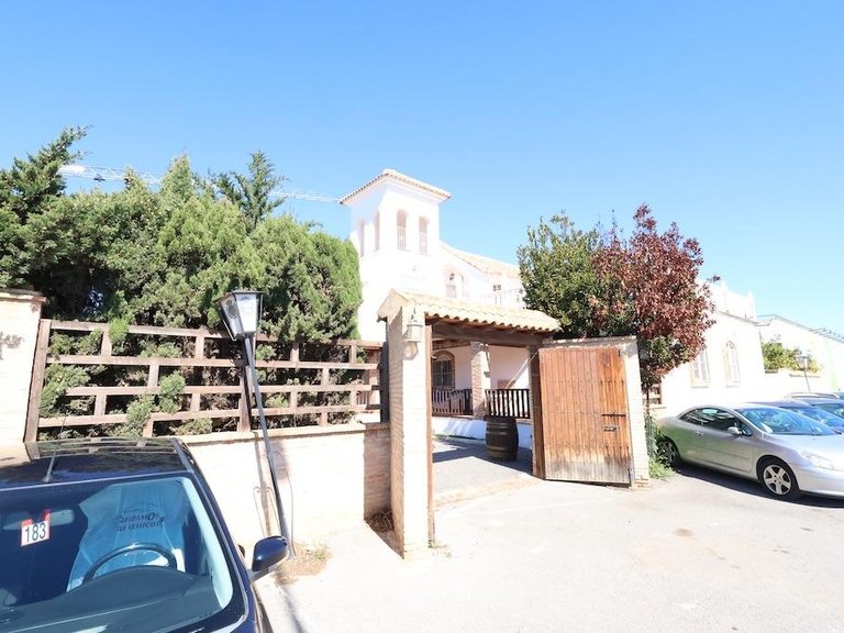 Apartment for Sale in La Zenia, Alicante 1