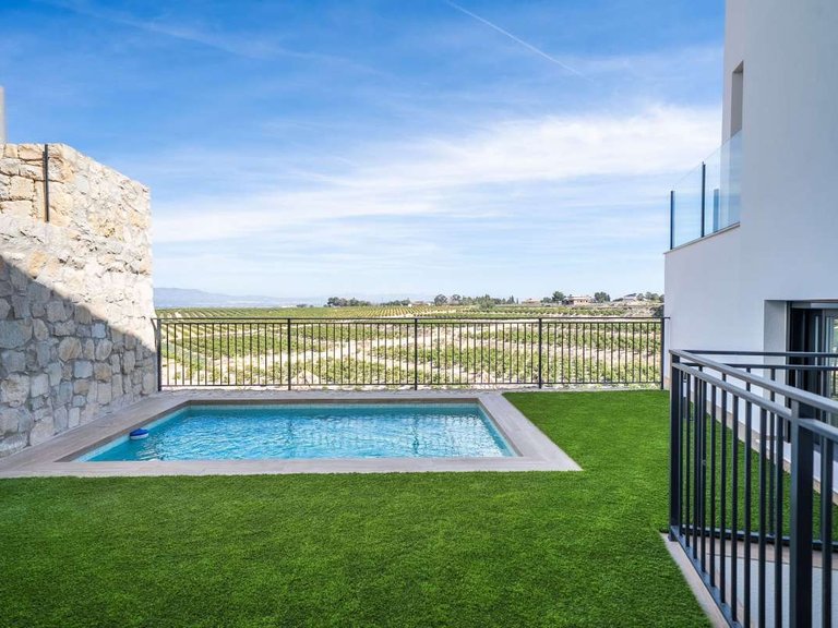Town House for Sale in La Finca Golf, Alicante 8