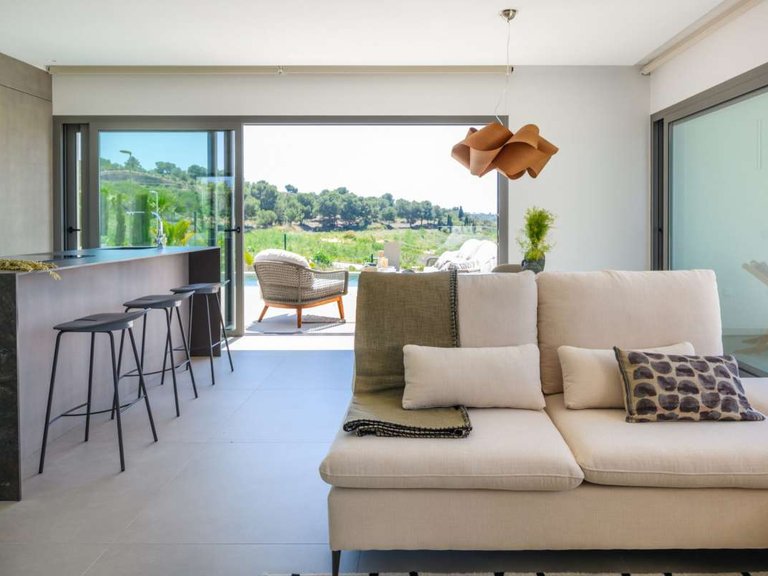 Villa for Sale in Las Colinas Golf And Country Club, Alicante 39