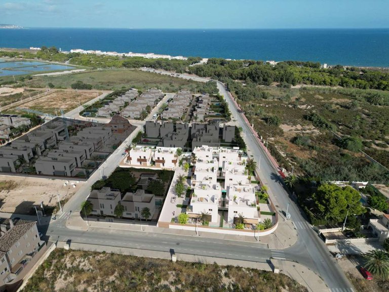 Town House for Sale in Elche, Alicante 1