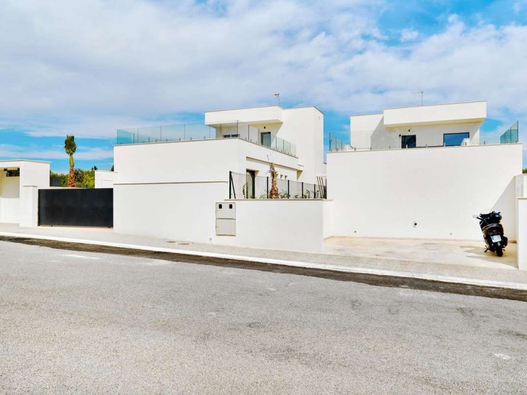 Villa for Sale in Orihuela Costa, Alicante 24