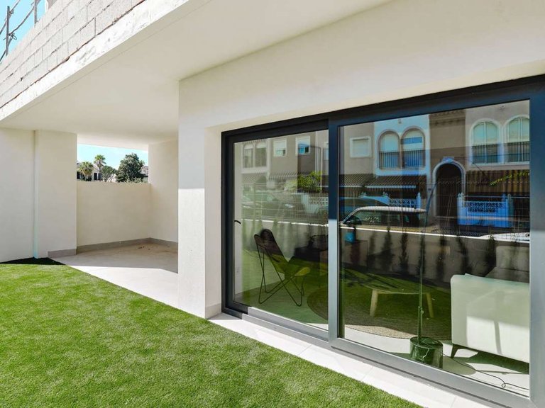 Villa for Sale in Torrevieja, Alicante 6