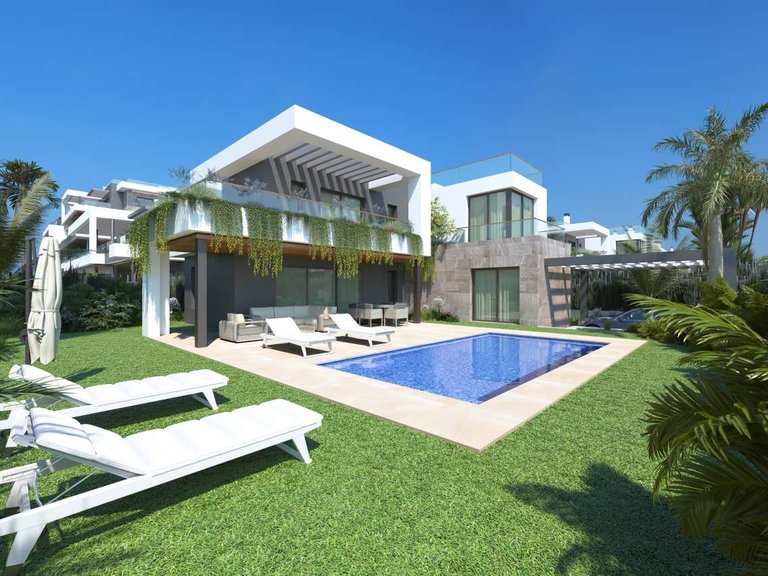 Villa for Sale in Nueva Torrevieja, Alicante 1