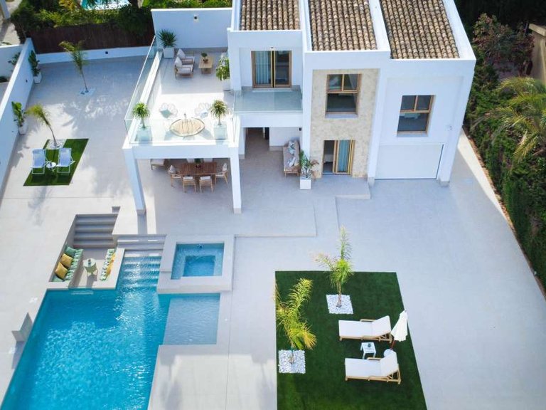 Villa for Sale in Orihuela Costa, Alicante 5