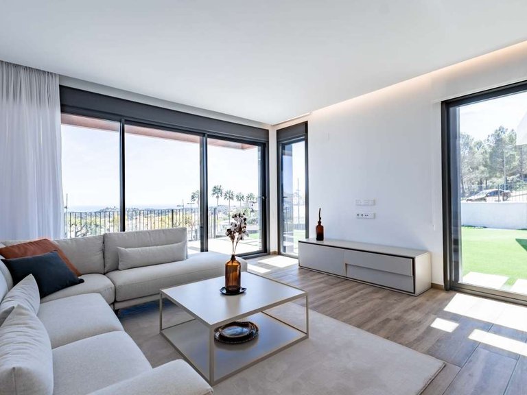 Town House for Sale in Polop, Alicante 11