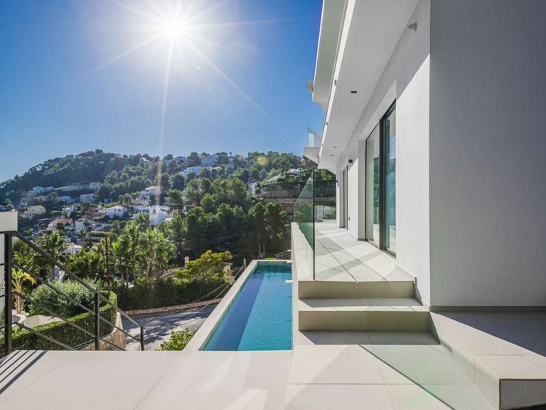 Villa for Sale in Jávea, Alicante 2