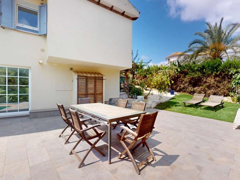 Villa for Sale in La Zenia, Alicante 29
