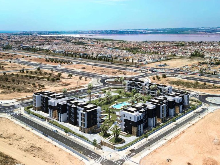 Apartment for Sale in Torrevieja, Alicante 7