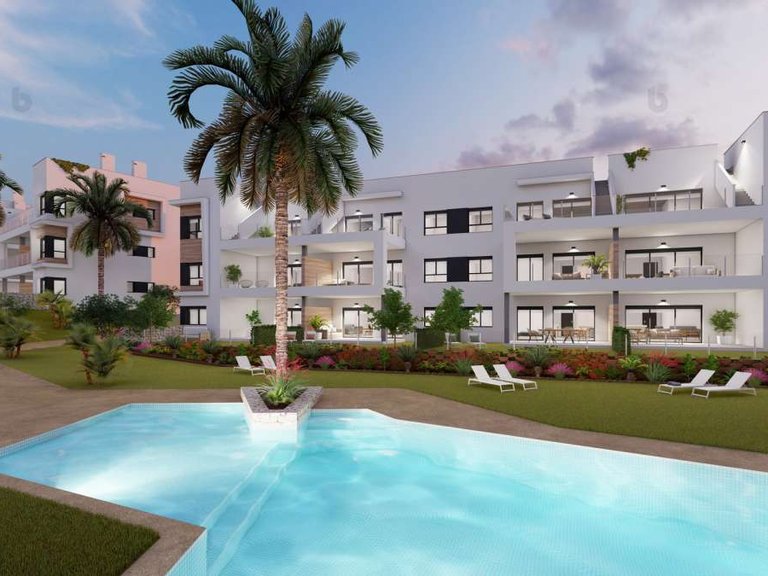 Apartment for Sale in Pinar De Campoverde, Alicante 38