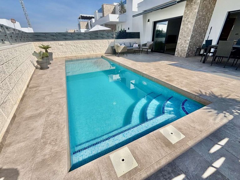 Town House for Sale in Benijófar, Alicante 2