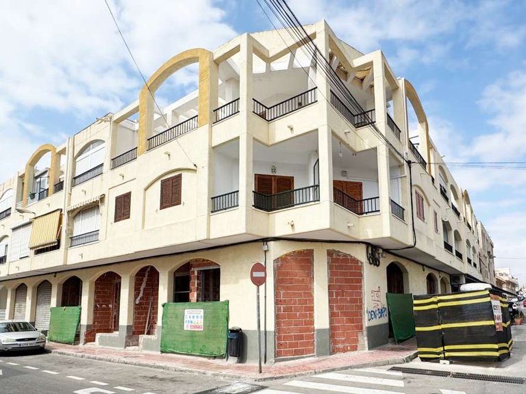 Apartment for Sale in Torrevieja, Alicante 1