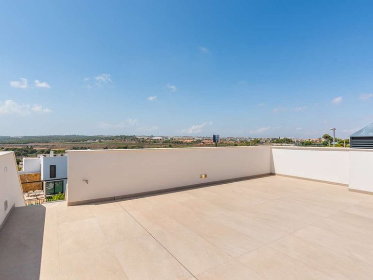 Villa for Sale in Dehesa De Campoamor, Alicante 11