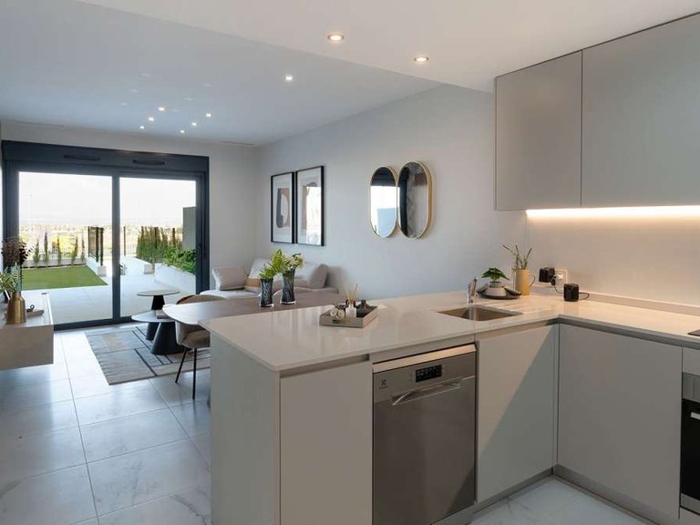 Apartment for Sale in Torrevieja, Alicante 13