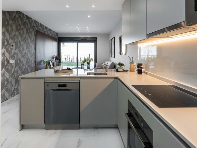 Apartment for Sale in Torrevieja, Alicante 14
