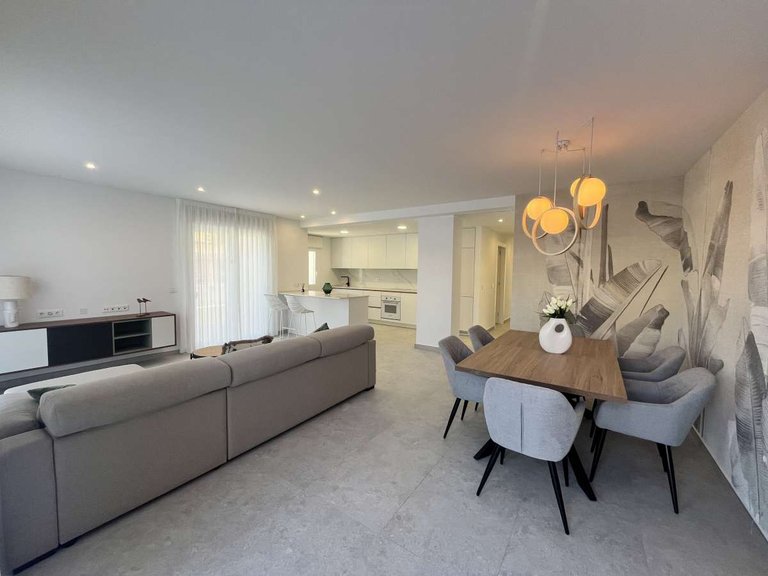 Apartment for Sale in Torrevieja, Alicante 15