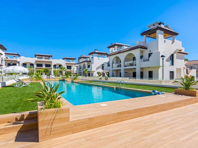 Villa for Sale in Rojales, Alicante 21