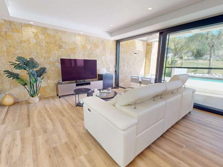 Villa for Sale in Font Del Llop, Alicante 8