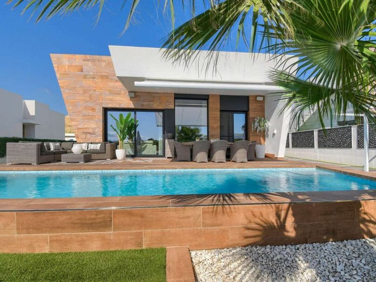 Villa for Sale in Finestrat, Alicante 1