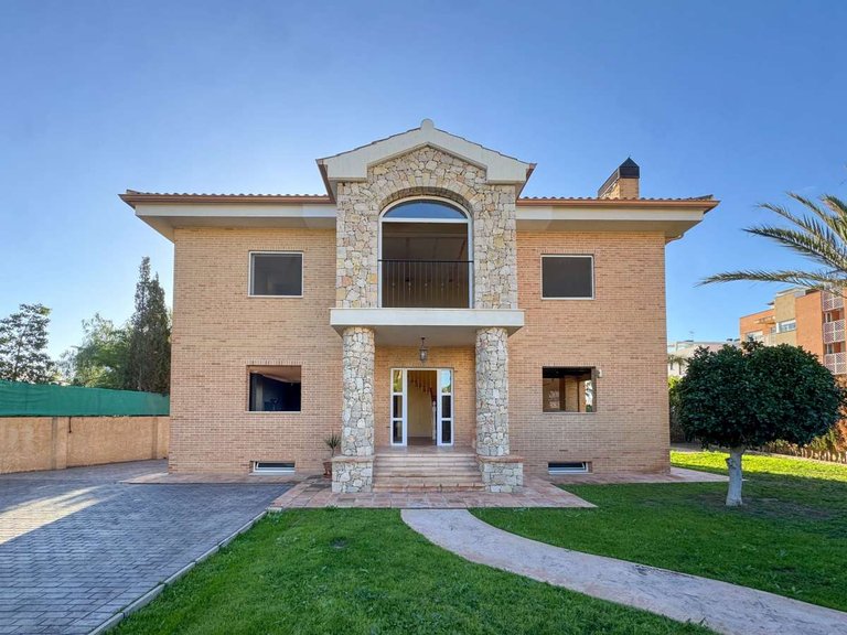 Villa for Sale in Muchavista, Alicante 17