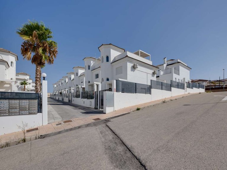 Town House for Sale in San Fulgencio, Alicante 2