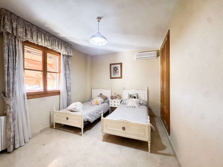 Villa for Sale in Mutxamel, Alicante 22