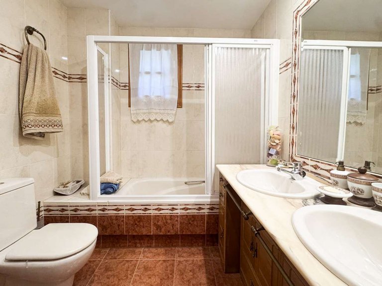 Villa for Sale in Mutxamel, Alicante 19