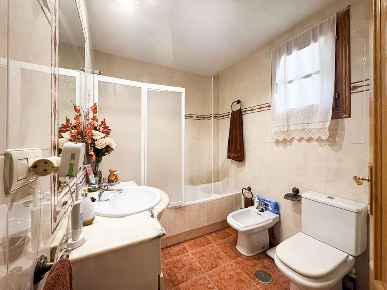 Villa for Sale in Mutxamel, Alicante 26