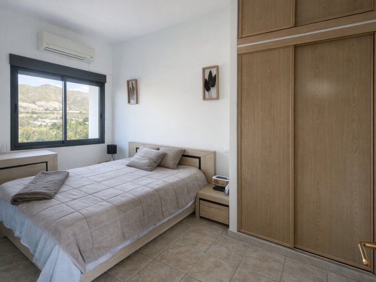 Villa for Sale in El Campello, Alicante 13