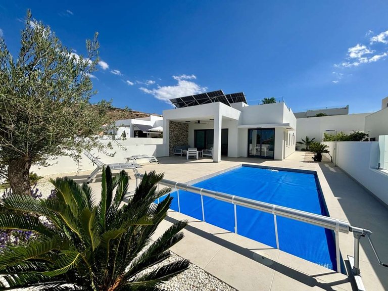 Town House for Sale in Benijófar, Alicante 4