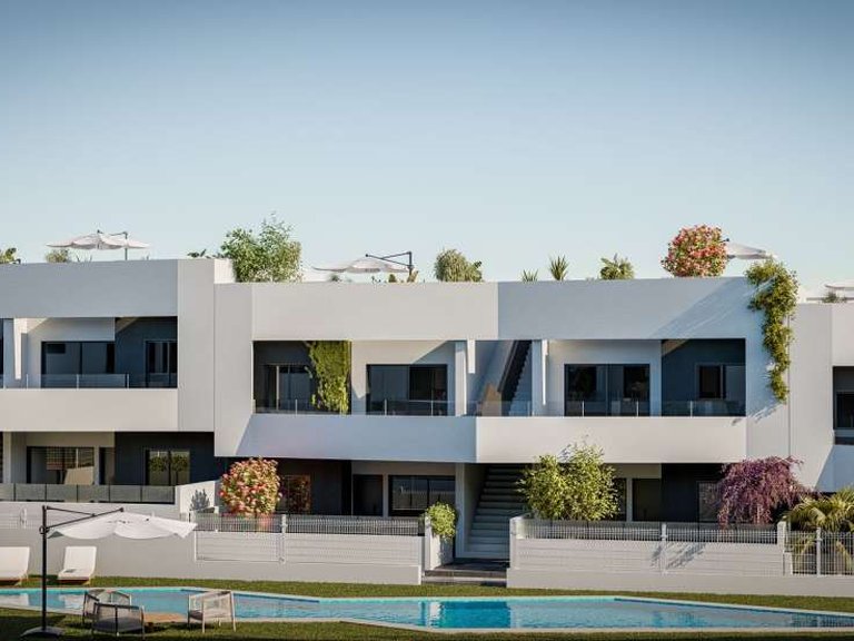 Villa for Sale in San Miguel De Salinas, Alicante 3