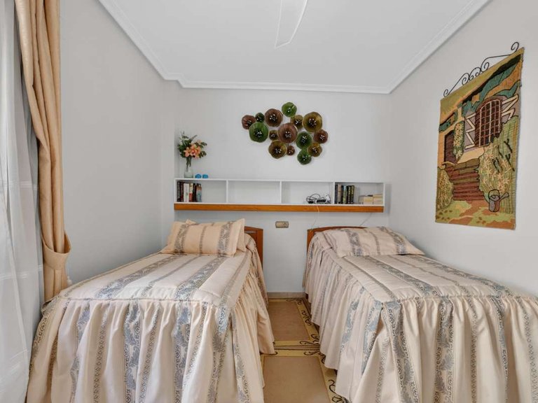 Apartment for Sale in Costa Blanca Cabo Roig, Alicante 30