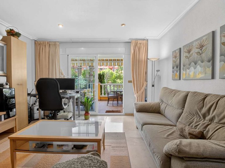 Apartment for Sale in Costa Blanca Cabo Roig, Alicante 21