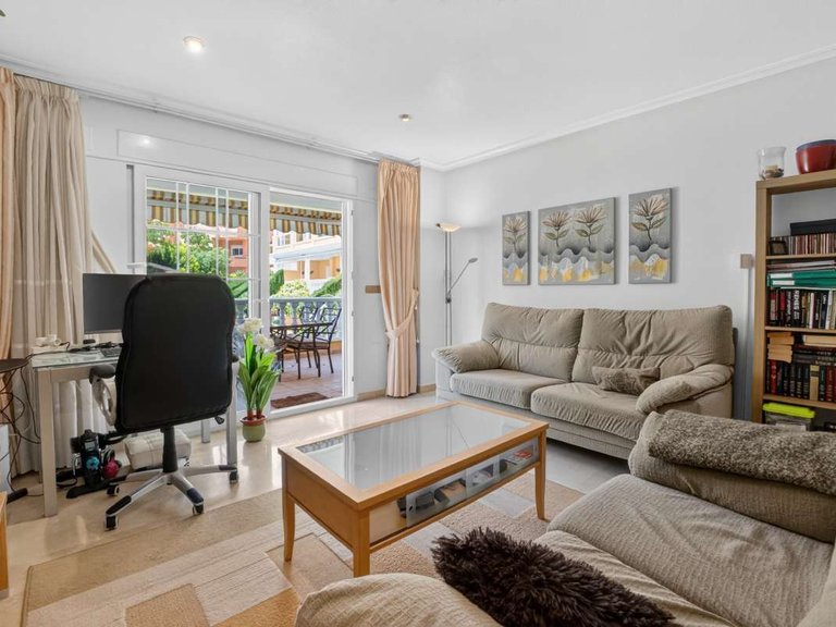 Apartment for Sale in Costa Blanca Cabo Roig, Alicante 16