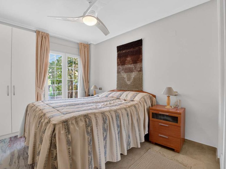 Apartment for Sale in Costa Blanca Cabo Roig, Alicante 6