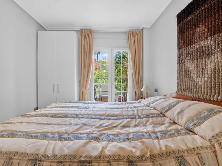 Apartment for Sale in Costa Blanca Cabo Roig, Alicante 27