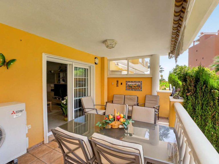Apartment for Sale in Costa Blanca Cabo Roig, Alicante 10