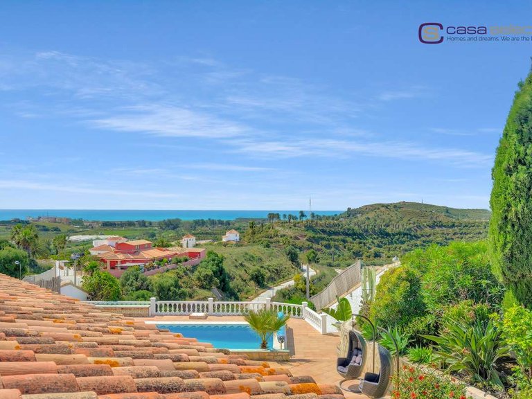 Villa for Sale in Torre Del Mar, Malaga 18