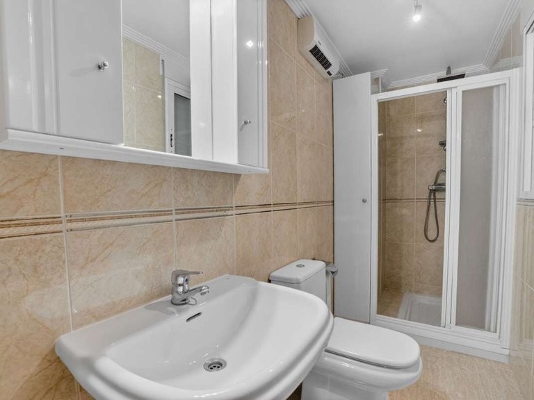 Apartment for Sale in Costa Blanca Torrevieja, Alicante 16
