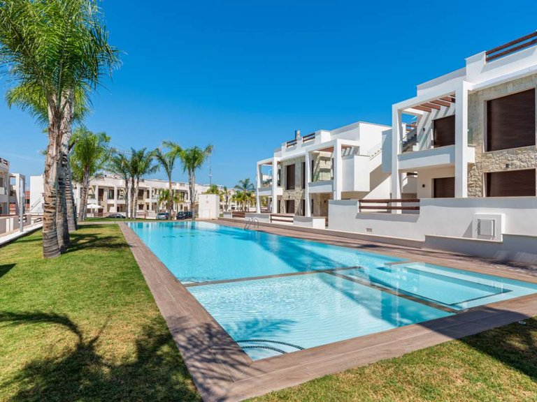Villa for Sale in Torrevieja, Alicante 43
