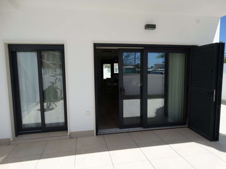 Villa for Sale in Pilar De La Horadada, Alicante 1